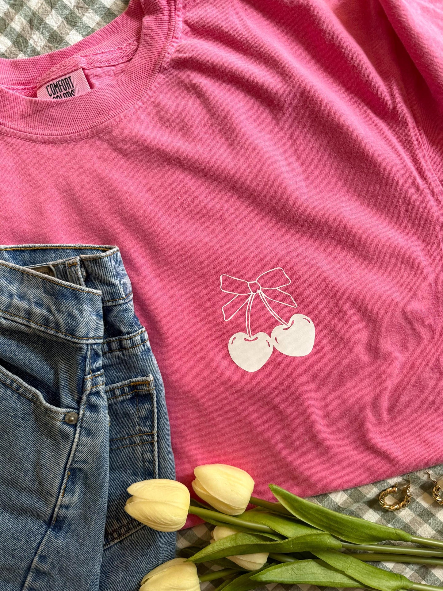 Guard Your Heart Christian T-Shirt | Bible Verse Tee | Trendy Faith Shirt | Religious Graphic Tee | Christian Gifts for Girls and Women